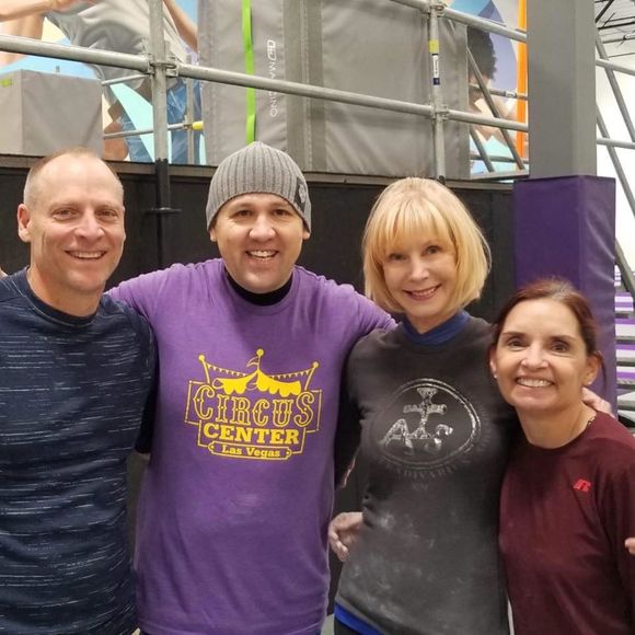 Meet your Posher, Jan - Picture 1 of 1